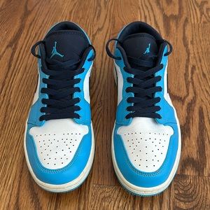 Men’s air Jordan 1 low 553558-144 size 9